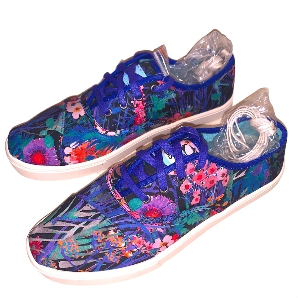 TOMS Tropical Multi Color Floral Print Lace Up Low Top Sneakers RARE size 6
